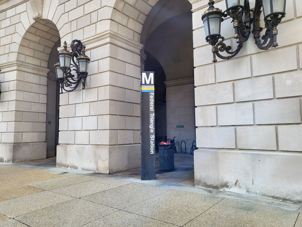 DC Metro’s pylons are iconic and good UX that other cities should mimic